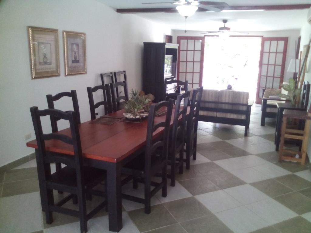 Hibiscus House Bed And Breakfast Contadora Island Exterior foto