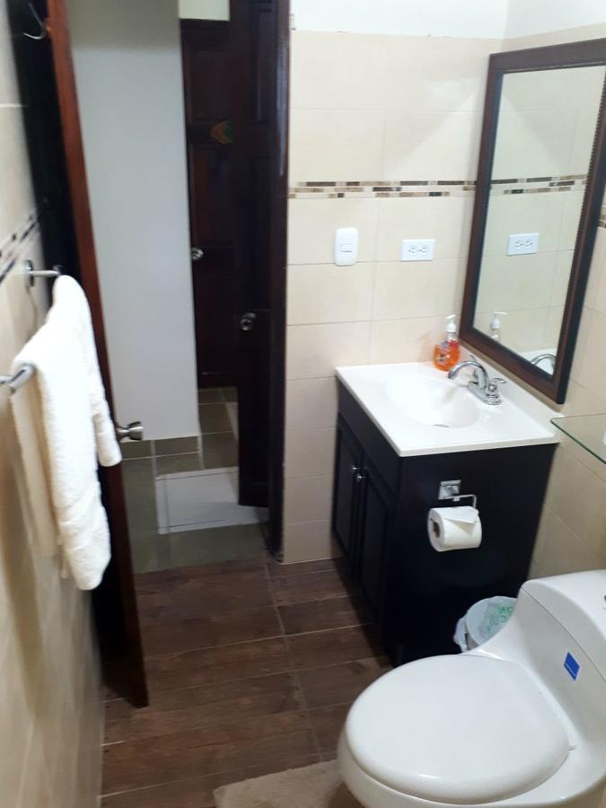 Hibiscus House Bed And Breakfast Contadora Island Exterior foto